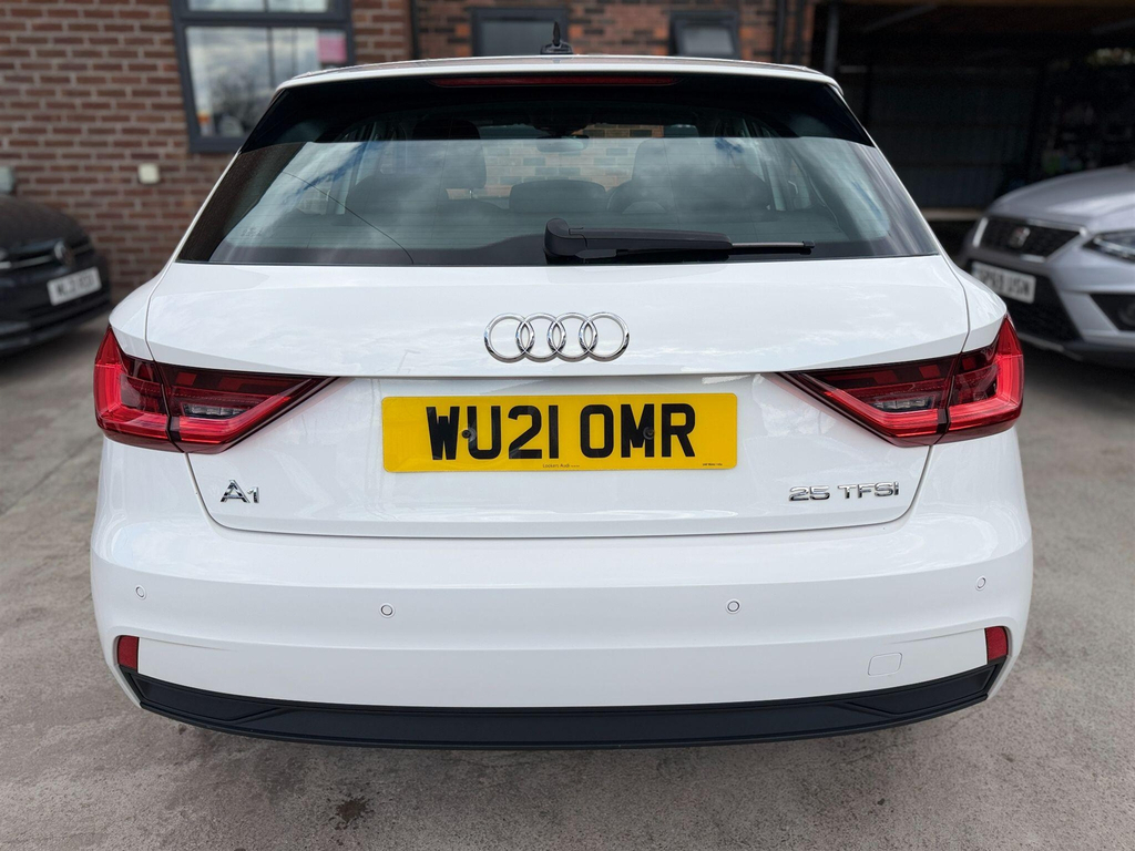 Audi A1 1.0 Tfsi 25 Sport Sportback Euro 6 Ss White #12