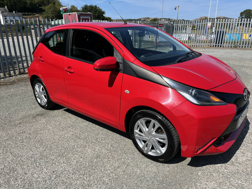 Toyota Aygo X X-play Vvt-i