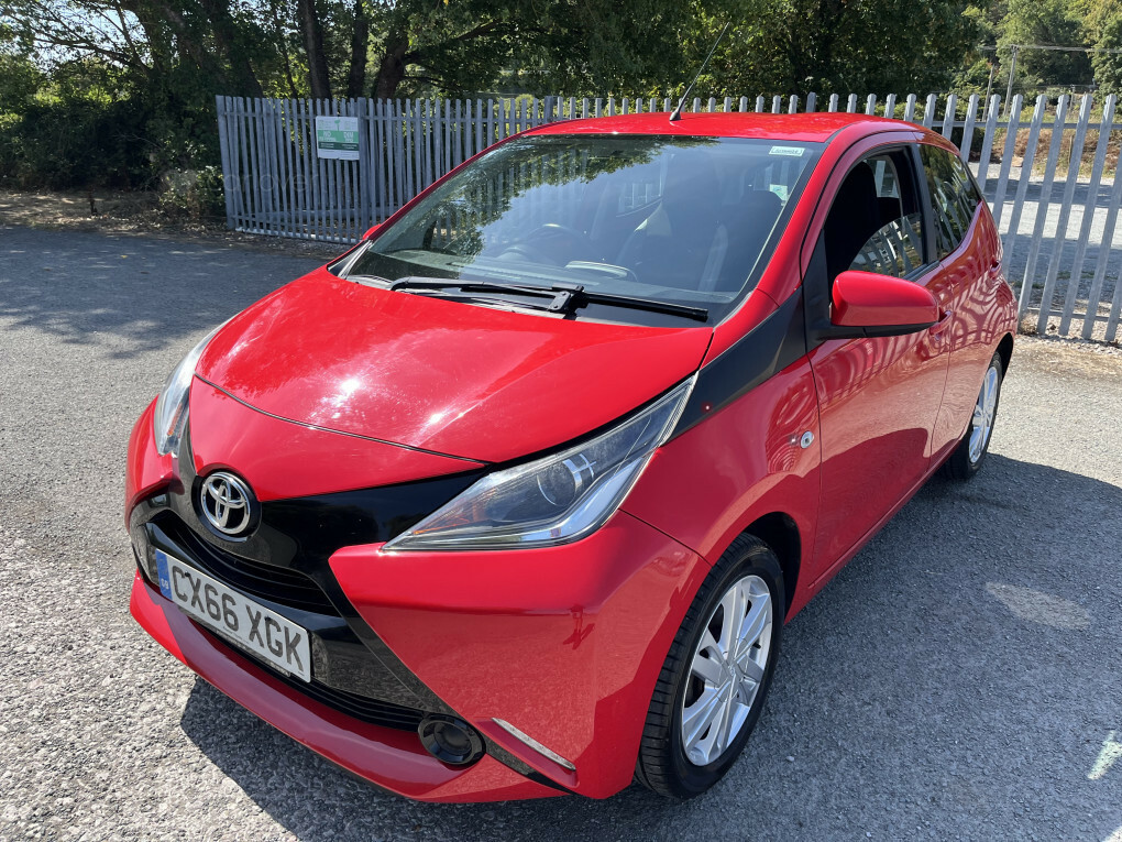 Toyota Aygo X X-play Vvt-i #3