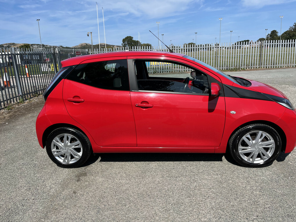 Toyota Aygo X X-play Vvt-i #6