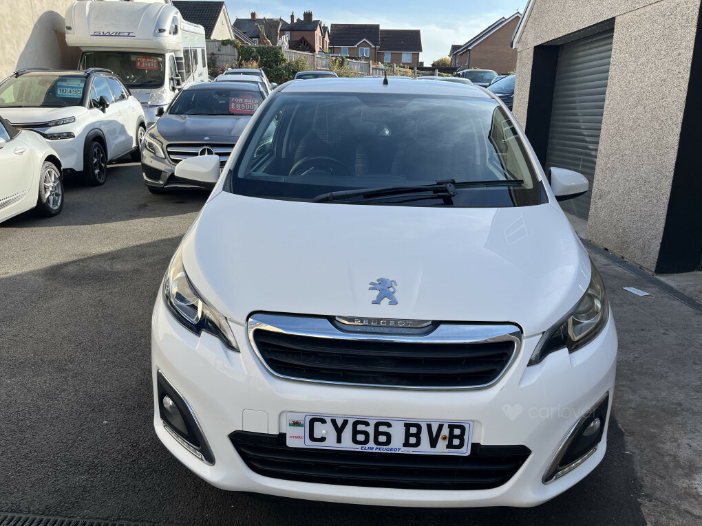Peugeot 108 Allure #3