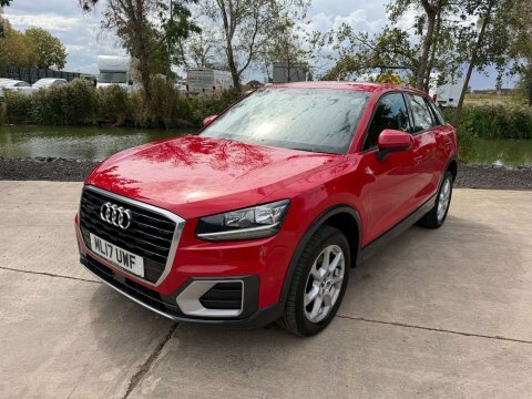 Audi Q2 2.0 Q2 Sport Red