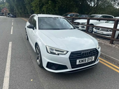 Audi A4 2.0 A4 Black White #4