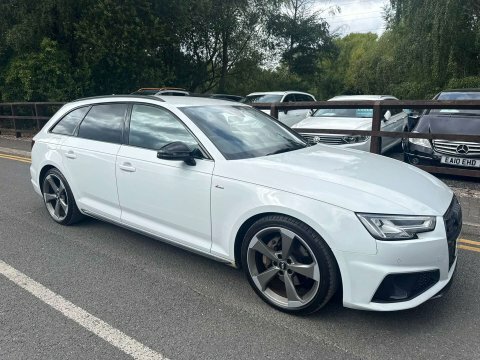 Audi A4 2.0 A4 Black White #2