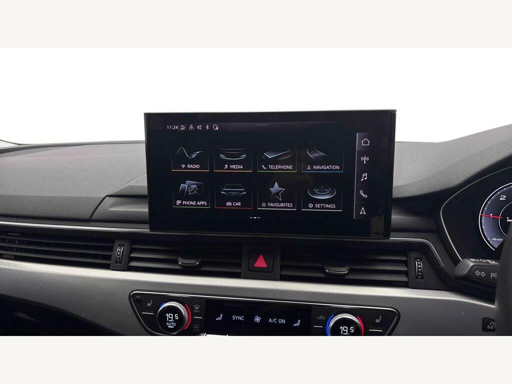 Audi A4 Avant 2.0 Tdi 35 Technik S Tronic Euro 6 S S Black #6