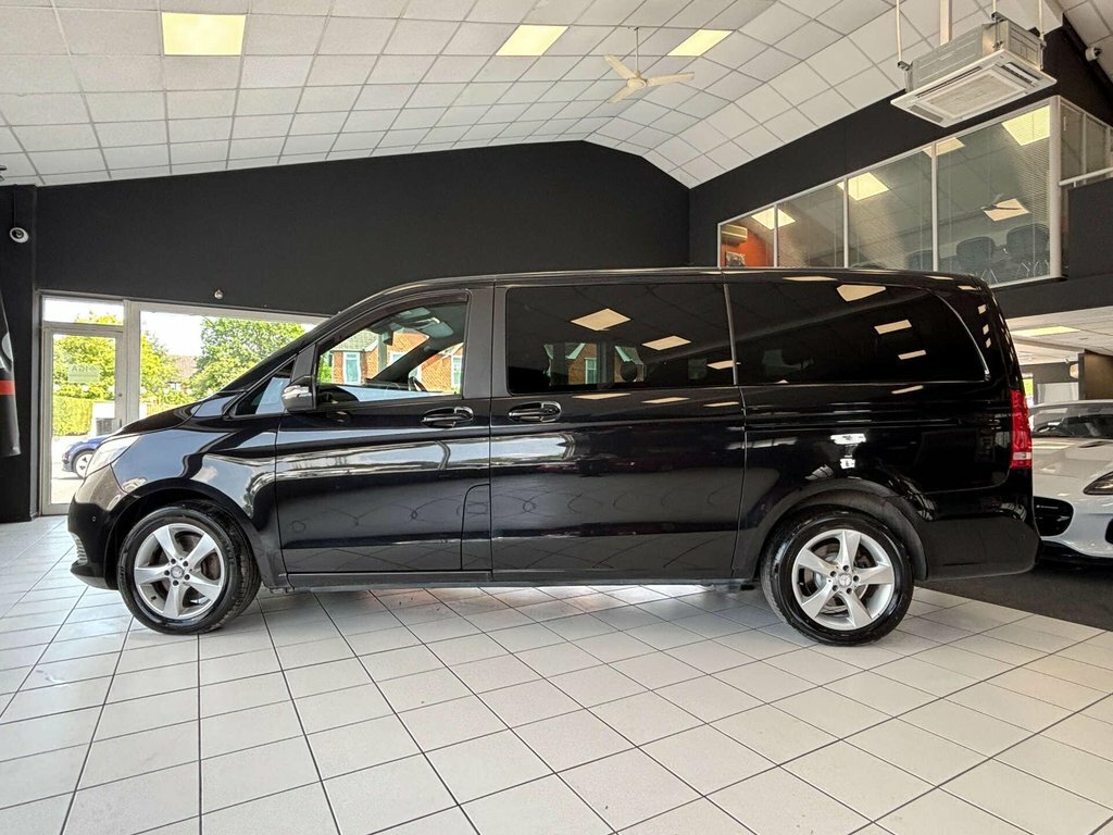 Mercedes-Benz V Class V250 Bluetec Sport Black #6