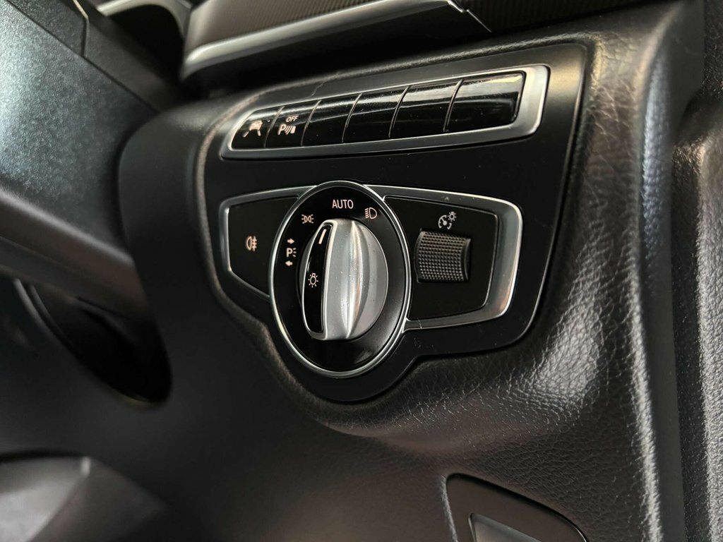 Mercedes-Benz V Class V250 Bluetec Sport Black #25