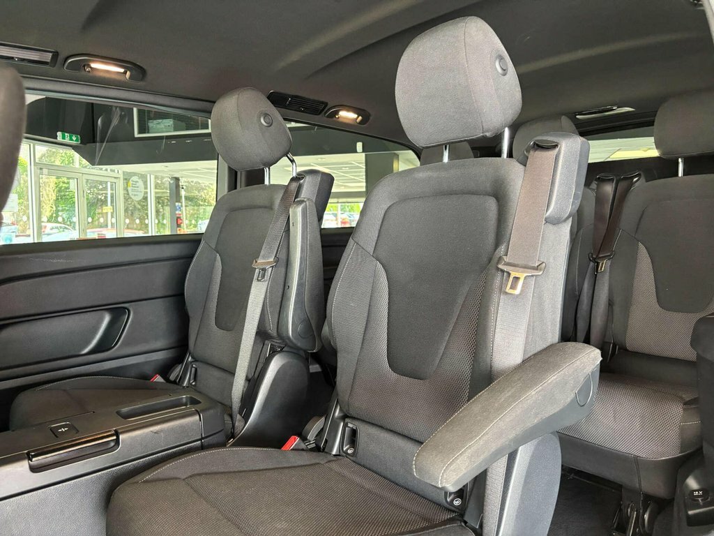 Mercedes-Benz V Class V250 Bluetec Sport Black #39