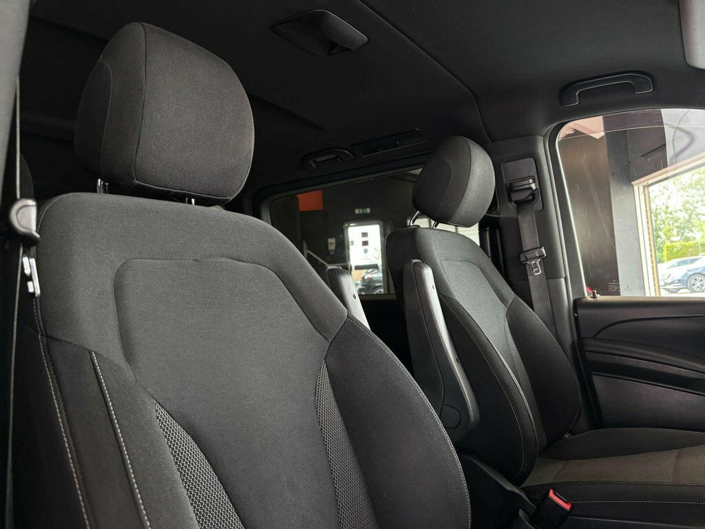 Mercedes-Benz V Class V250 Bluetec Sport Black #18