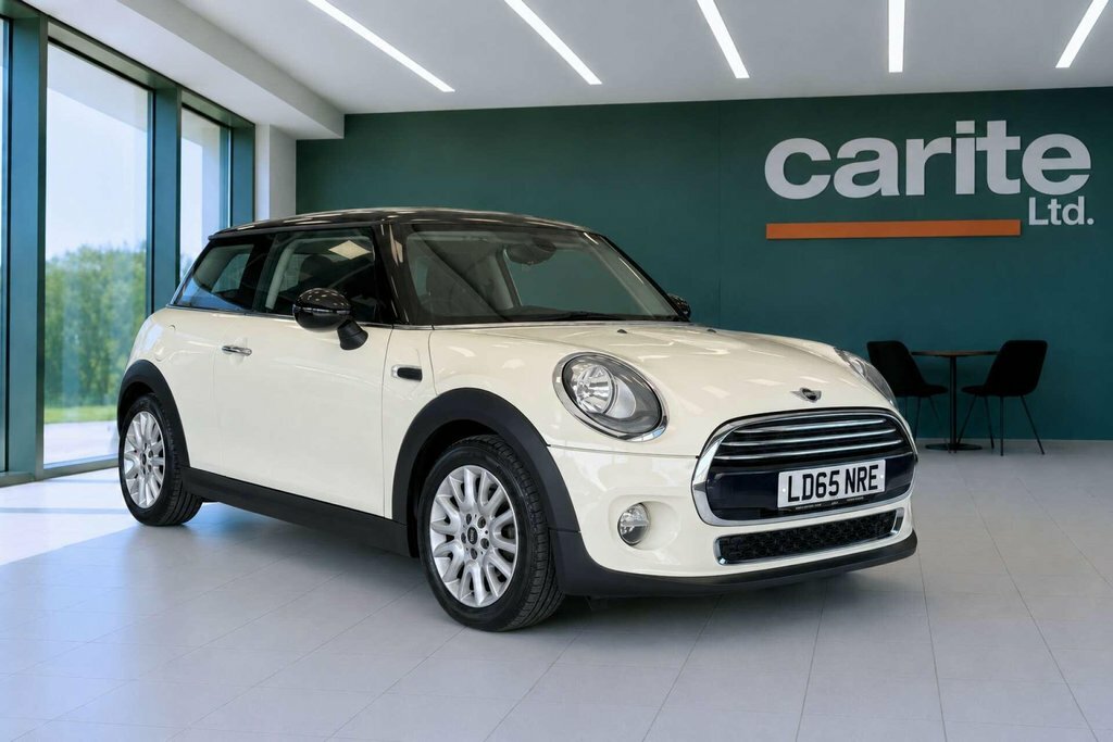 Mini Hatch 1.5L Cooper White