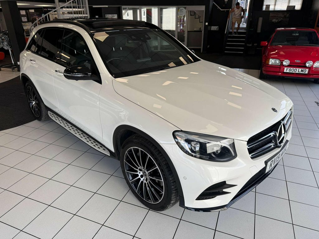 Mercedes-Benz GLC Class 2L Amg Night Edition White #3