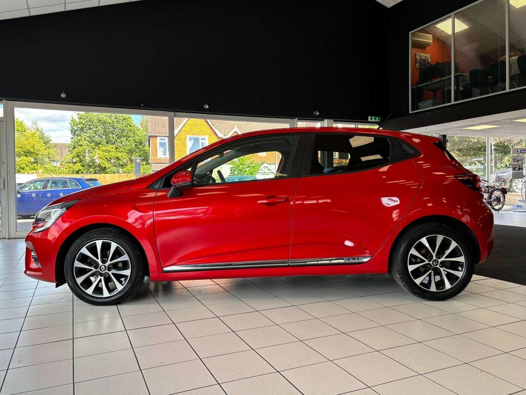Renault Clio 1L Iconic Red #6
