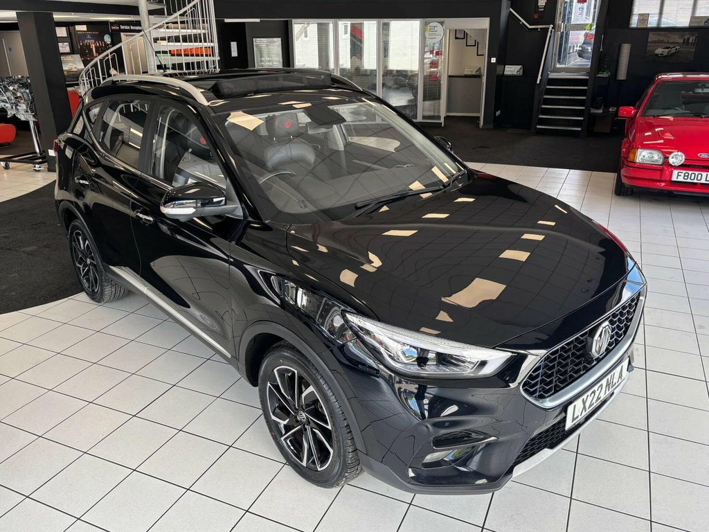 MG ZS 1L Exclusive Black #3