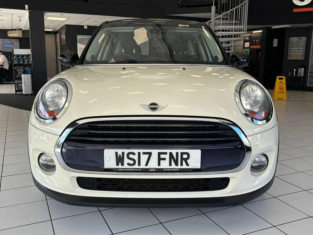 Mini Hatch 1.5L Cooper White #4