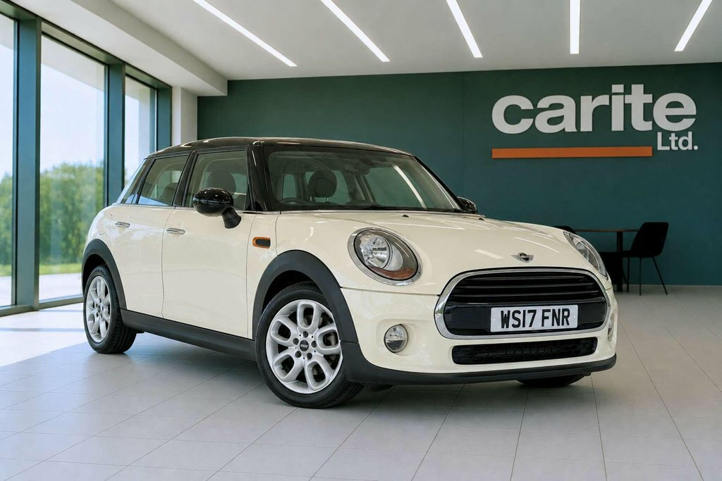Mini Hatch 1.5L Cooper White
