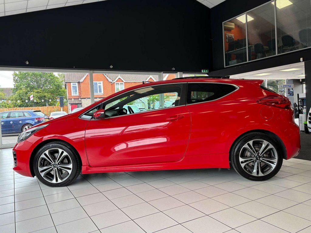 Kia Proceed 1.6L Gt-line S Red #6
