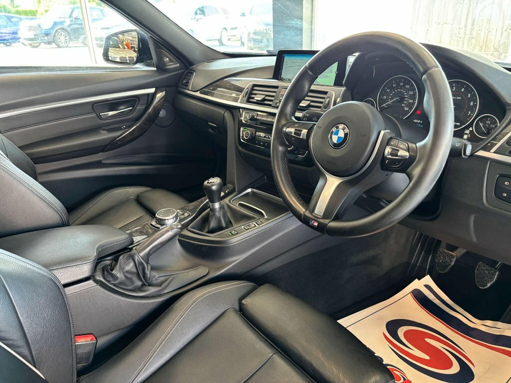 BMW 3 Series 2L M Sport Black #2