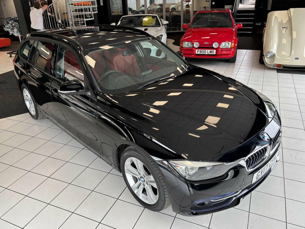 BMW 3 Series 2L Ed Sport Black #3