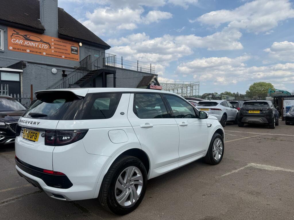 Land Rover Discovery Sport Core Black #4