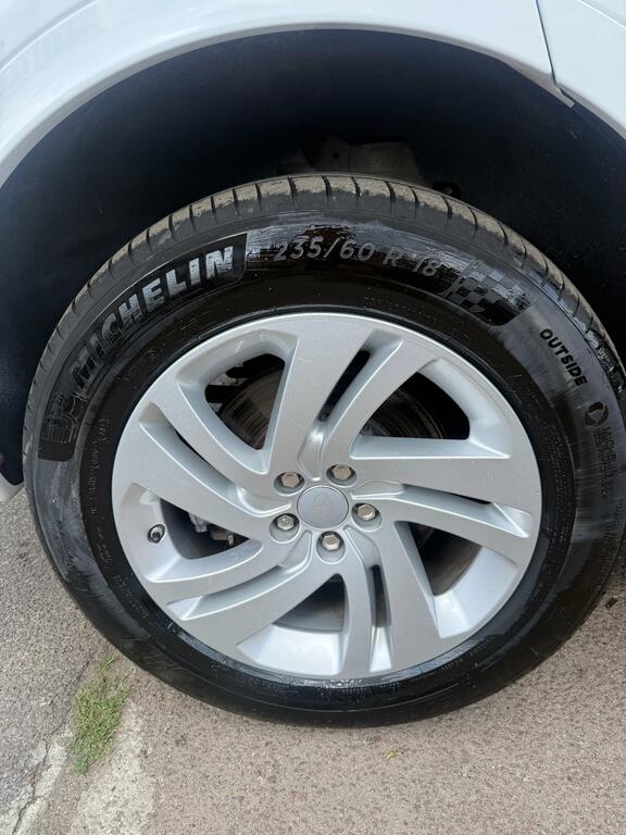 Land Rover Discovery Sport Core Black #9