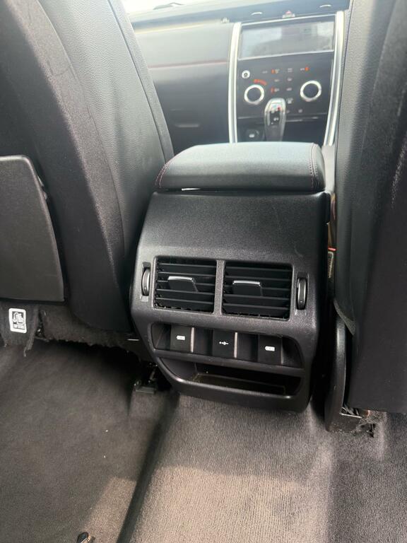 Land Rover Discovery Sport Core Black #16