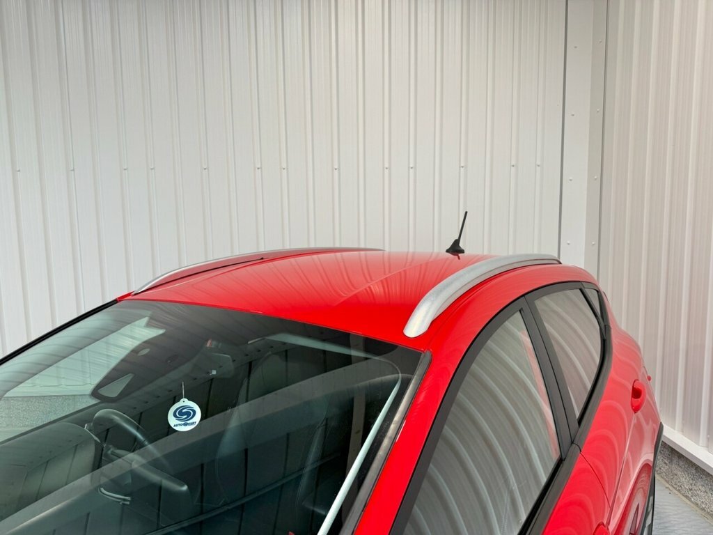 Ford Fiesta 1L Active X Red #6