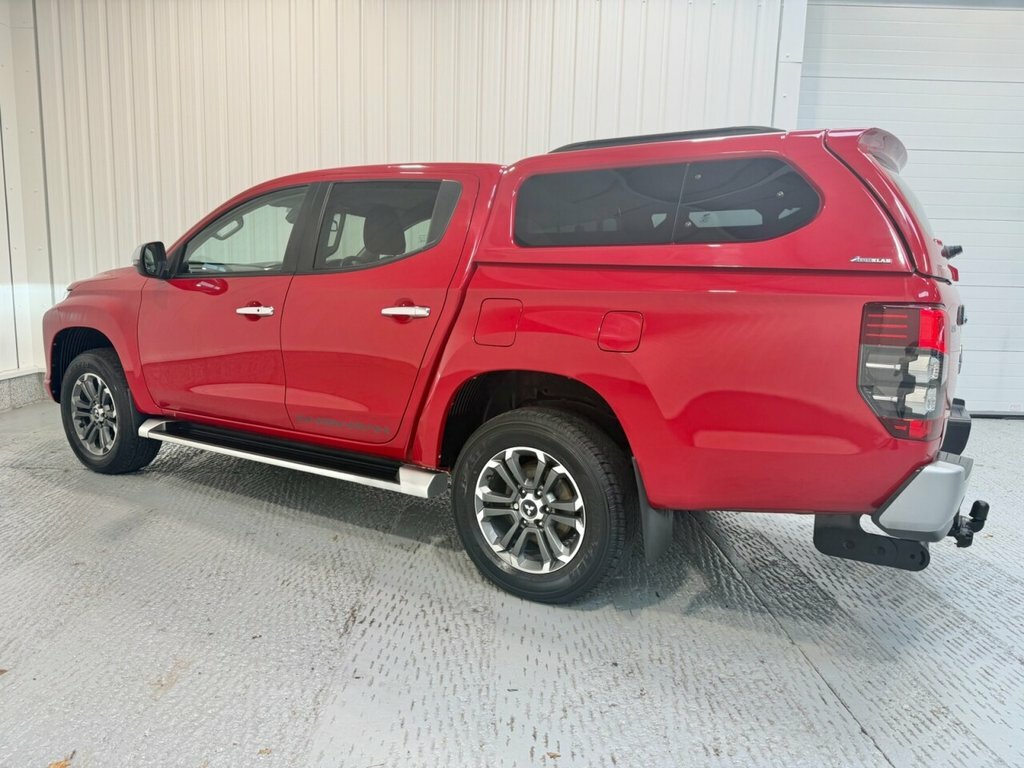 Mitsubishi L200 2.2L Dc Barbarian Red #6