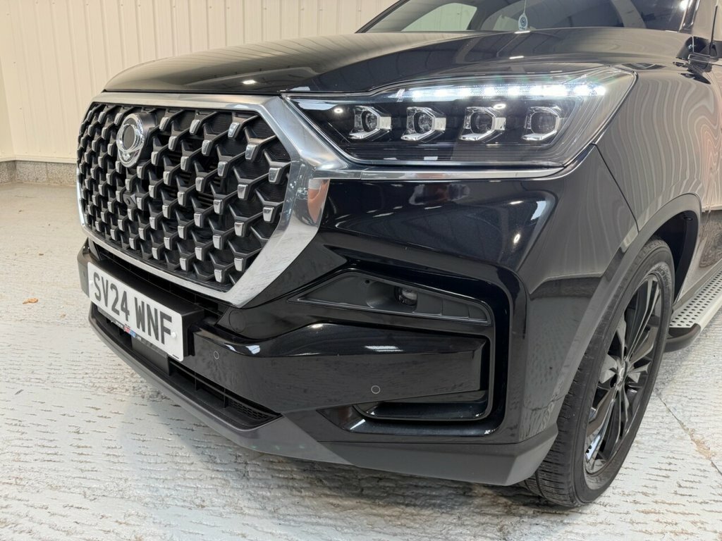 SsangYong Rexton 2.2L K50 Black #6