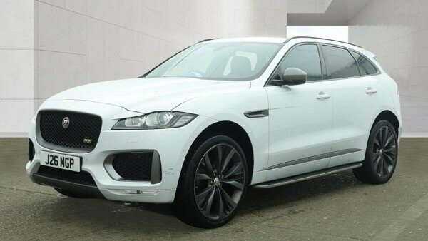 Jaguar F-Pace 2L 300 Sport White