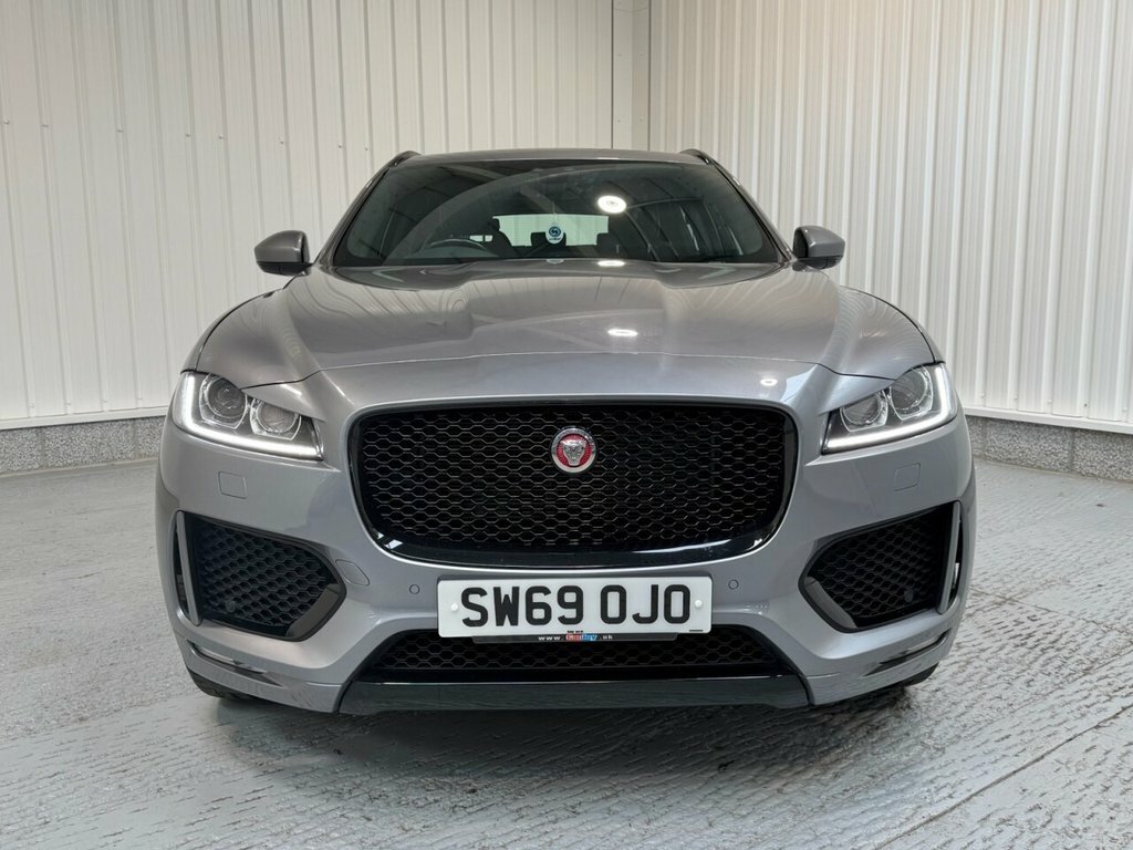 Jaguar F-Pace 2L Chequered Flag Grey #2