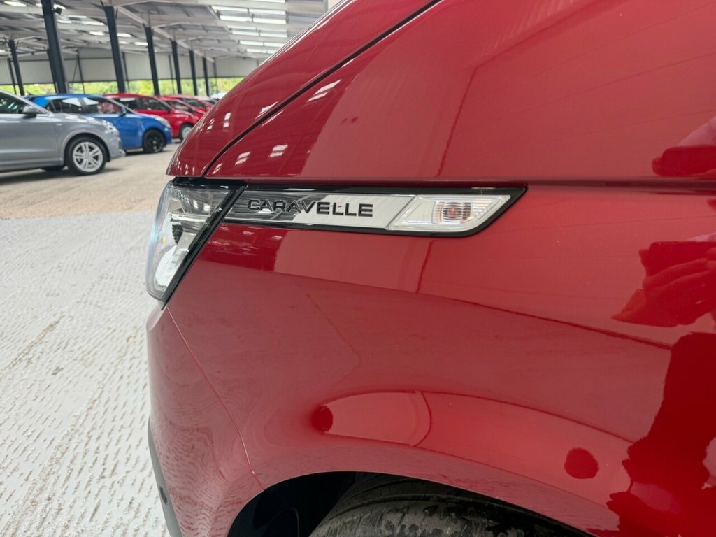 Volkswagen Caravelle 2L Executive Red #6