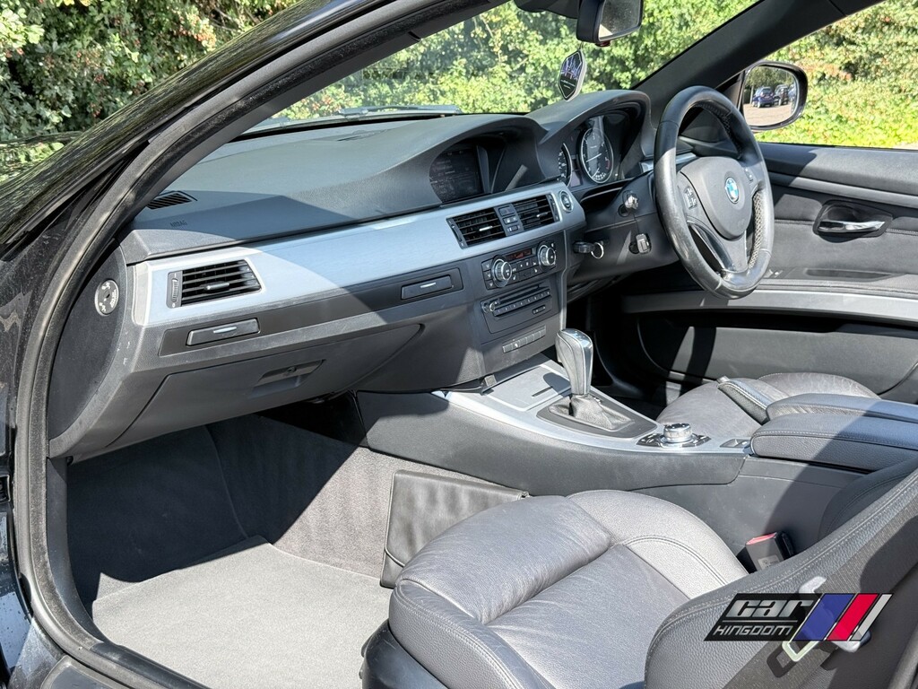 BMW 3 Series 2.0 318D Exclusive Edition Touring 141 Bhp Black #20