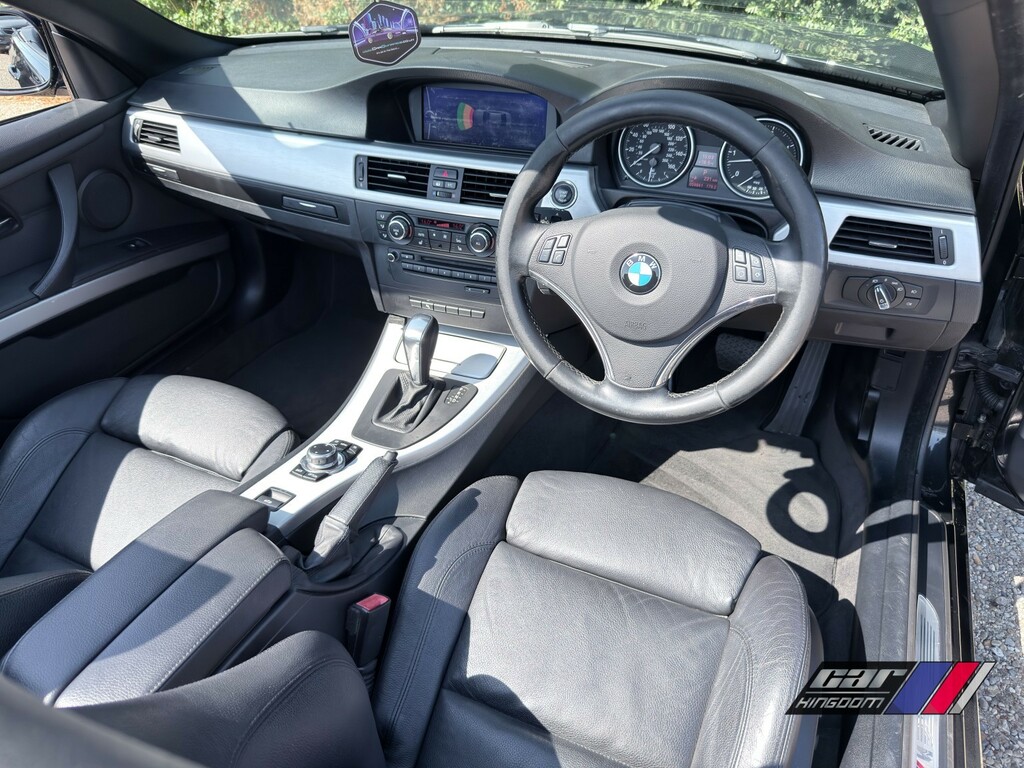 BMW 3 Series 2.0 318D Exclusive Edition Touring 141 Bhp Black #2