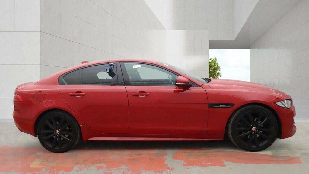 Jaguar XE Saloon 2.0 D180 R-dynamic S Euro 6 Ss White #8