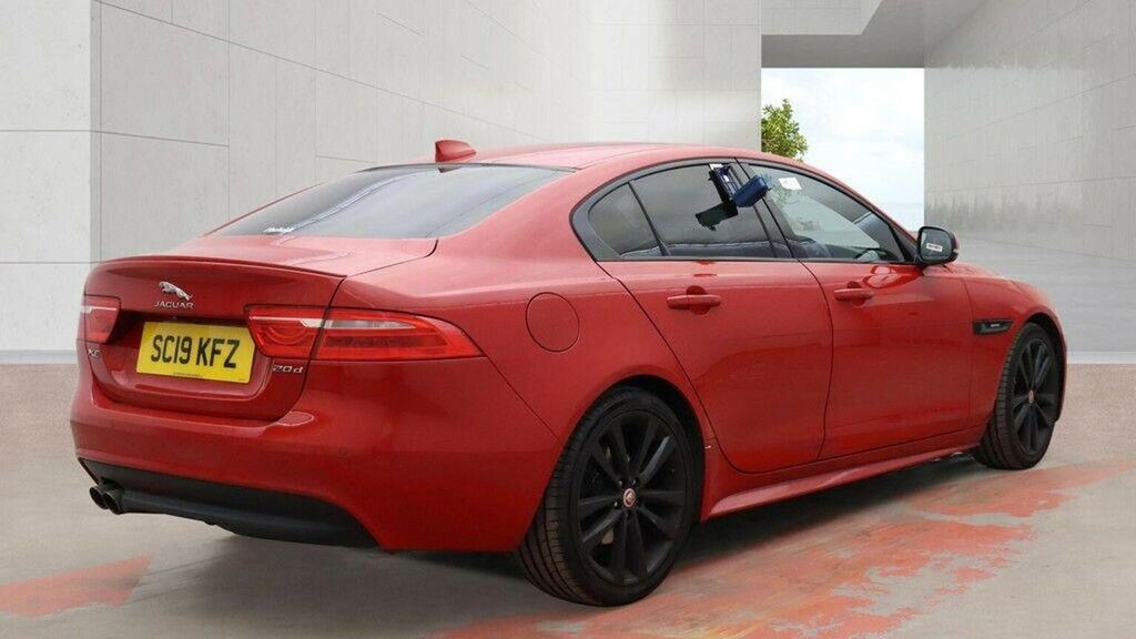 Jaguar XE Saloon 2.0 D180 R-dynamic S Euro 6 Ss White #7