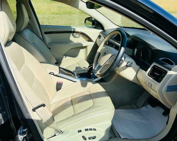 Volvo V70 2.0 D4 Se Lux Estate Silver #19