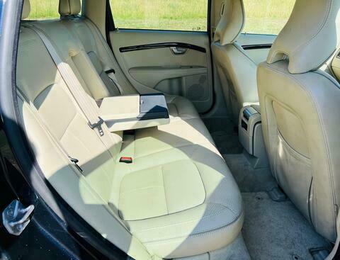 Volvo V70 2.0 D4 Se Lux Estate Silver #17