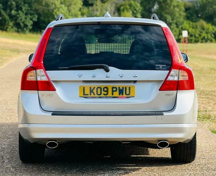 Volvo V70 2.5T Se Lux Premium Geartronic Euro 5 Grey #9