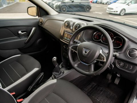 Dacia Sandero Stepway Hatchback Black #4