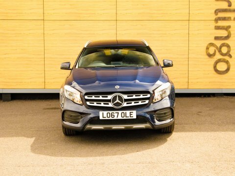 Mercedes-Benz GLA Class Gla 200 D Amg Line Blue #5
