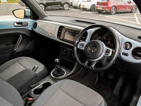 Volkswagen Beetle Hatchback Blue #4