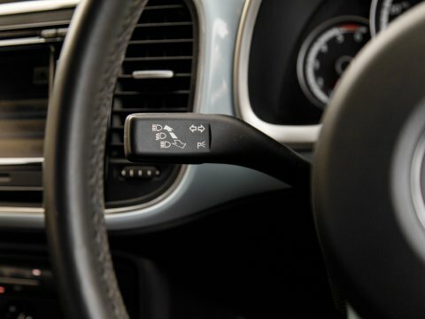 Volkswagen Beetle Beetle Sport Tdi Black #16