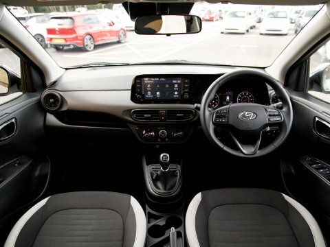 Hyundai I10 Hatchback Brown #3