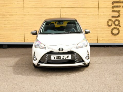 Toyota Yaris 1.5 Vvt-i Icon Tech 5-Dr Red #5