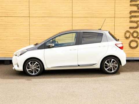 Toyota Yaris 1.5 Vvt-i Icon Tech 5-Dr Red #14