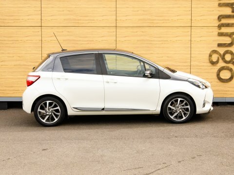 Toyota Yaris 1.5 Vvt-i Icon Tech 5-Dr Red #13
