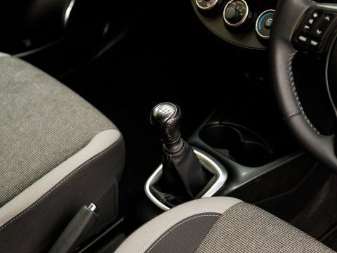 Toyota Yaris 1.5 Vvt-i Icon Tech 5-Dr Red #33