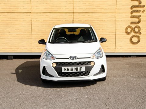 Hyundai I10 Hatchback White #5
