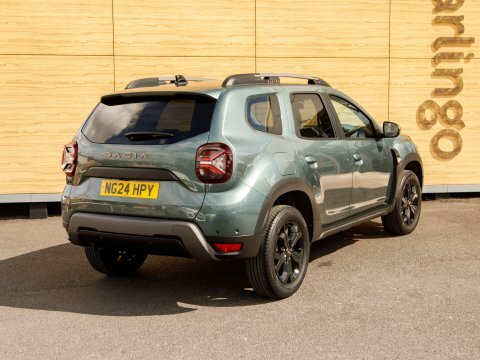 Dacia Duster Suv Green #2