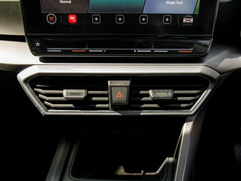 Seat Leon 1.5 Etsi Mhev Fr Estate Hybrid Dsg Grey #38